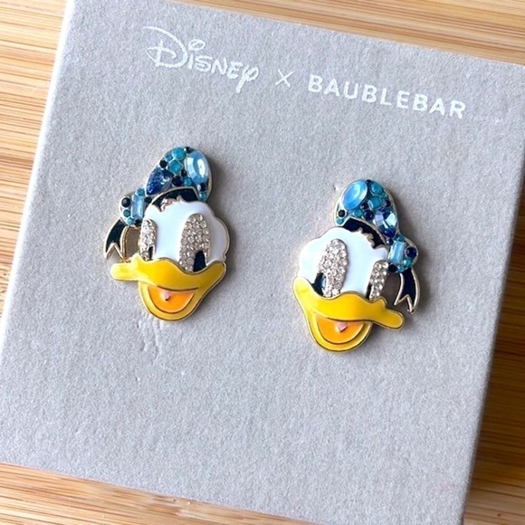 Brand New Disney x BaubleBar Donald Duck Sparkly Blue Hat Post Earrings - Picture 3 of 16